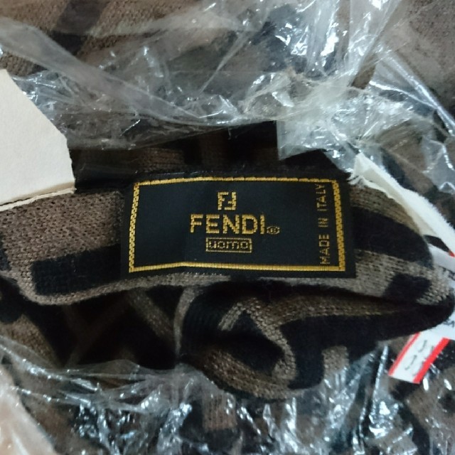 FENDI(フェンディ)の【使用1回】フェンディ 大判ストール ショール マフラー 確実正規品 レディースのファッション小物(マフラー/ショール)の商品写真