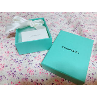 ティファニー(Tiffany & Co.)のTIFFANY&Co 箱 リボン付き 美品(ショップ袋)