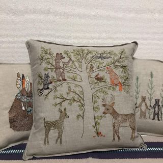 アッシュペーフランス(H.P.FRANCE)のCORAL & TUSK woodland living tree  専用(クッション)