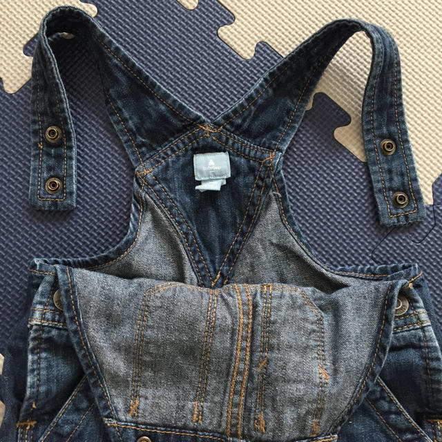 babyGAP(ベビーギャップ)のBABY GAP オーバーオール カバーオール 80 キッズ/ベビー/マタニティのベビー服(~85cm)(その他)の商品写真