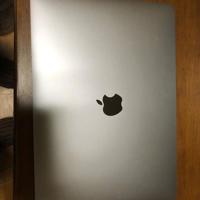 MacBook Pro 256GB 充放電回数4回 付属品完備