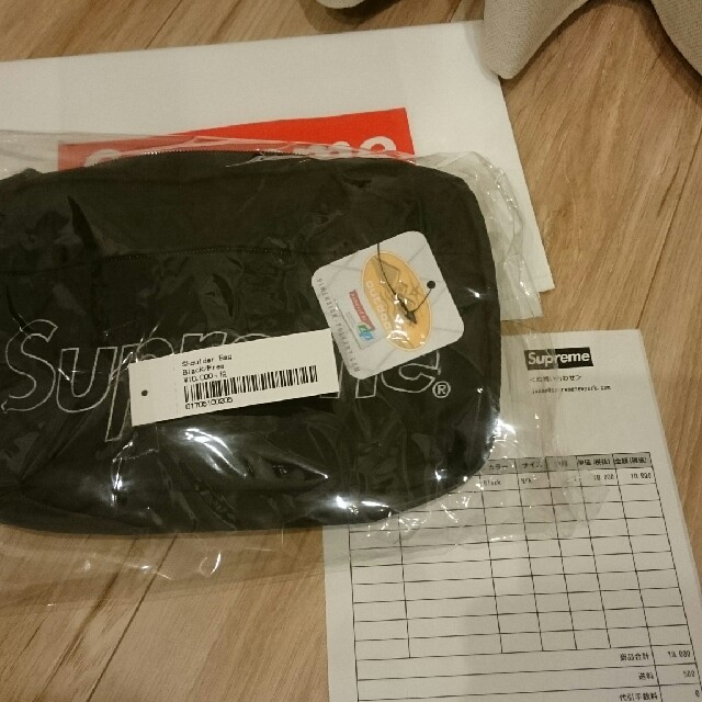 Supreme(シュプリーム)のSUPREME 18aw shoulder bag メンズのバッグ(ショルダーバッグ)の商品写真