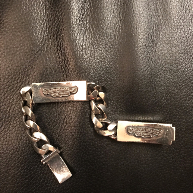 Chrome Hearts(クロムハーツ)のクロムハーツ ダブルID ダガー ハートダガー ブレスレット メンズのアクセサリー(ブレスレット)の商品写真