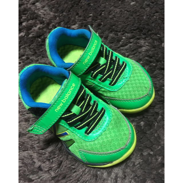 New Balance(ニューバランス)のニューバランス 14.5cm スニーカー New Balance 靴 キッズ/ベビー/マタニティのベビー靴/シューズ(~14cm)(スニーカー)の商品写真