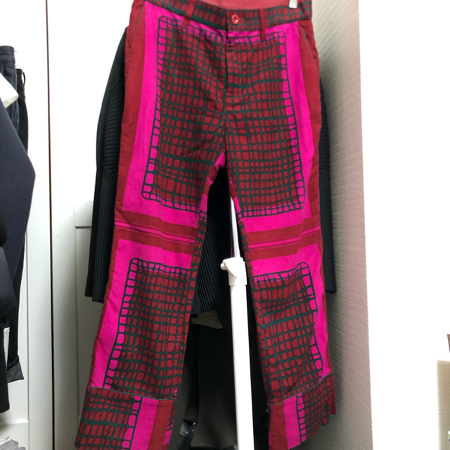 sacai - SACAI 17aw Red Multiprint Trousersの通販 by RIZ's shop｜サカイならラクマ 在庫あ得価
