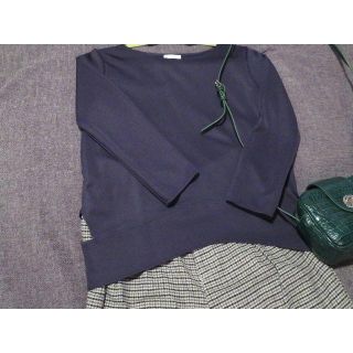 ザラ(ZARA)のＺＡＲＡ　カットソー　紺　ロンT　ジャージ生地　七分丈(カットソー(長袖/七分))