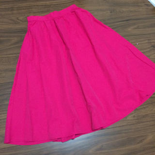 ジーユー(GU)のGU♡ピンク色スカート(ひざ丈スカート)