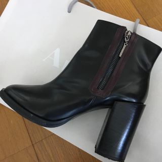 ザラ(ZARA)のZARA ザラ ローラ着用/完売 ショートブーツ美品(ブーツ)