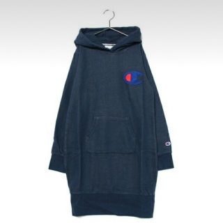 チャンピオン(Champion)の希少チャンピオン×イーハイフンコラボ ワッペンパーカーワンピースサイズ 160㎝(パーカー)