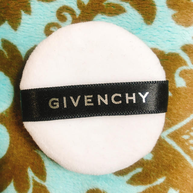 GIVENCHY(ジバンシィ)のジバンシー プリズムリーブル  03 開封のみパフ未使用 コスメ/美容のベースメイク/化粧品(フェイスパウダー)の商品写真