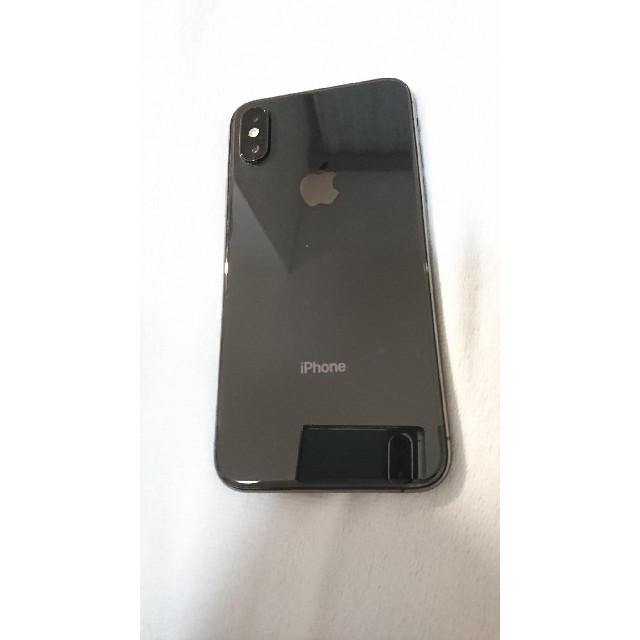 iPhone(アイフォーン)のiPhone XS 256gb au スマホ/家電/カメラのスマートフォン/携帯電話(スマートフォン本体)の商品写真