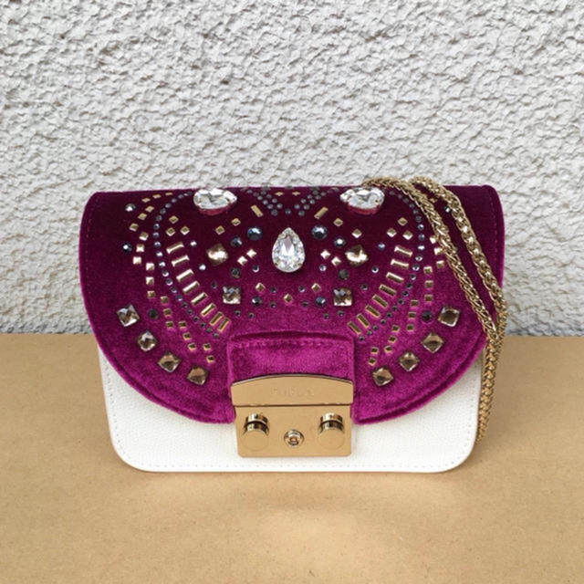 Furla(フルラ)の新品フルラ未使用メトロポリス正規品カスタマイズ大人気バッグ レディースのバッグ(ショルダーバッグ)の商品写真