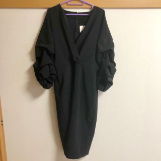 ザラ(ZARA)の【12/10まで値下げ】ZARA ワンピース(ひざ丈ワンピース)