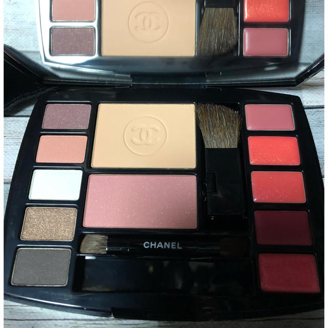 CHANEL(シャネル)のCHANEL メイクパレット 未使用品 コスメ/美容のキット/セット(コフレ/メイクアップセット)の商品写真