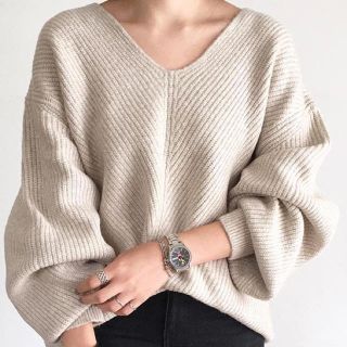 エイチアンドエム(H&M)のhm ACNE STUDIOSデボラ風ニット ベージュSサイズ(ニット/セーター)