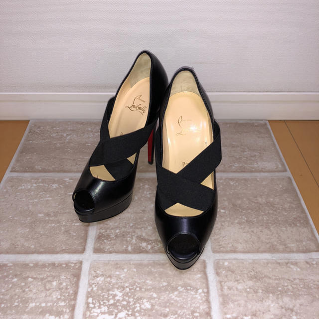 Christian Louboutin(クリスチャンルブタン)のクリッシャンルブタン パンプス レディースの靴/シューズ(ハイヒール/パンプス)の商品写真