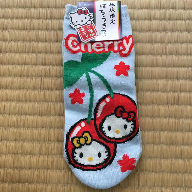 ハローキティ - ご当地キティちゃん靴下☆山形限定さくらんぼの ハローキティ - ご当地キティちゃん靴下☆山形限定さくらんぼの