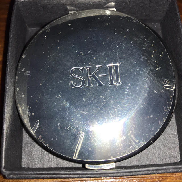 SK-II(エスケーツー)の【新品 未使用】女性へのプレゼント 高級感 素敵なコンパクトミラー SK II  レディースのファッション小物(ミラー)の商品写真