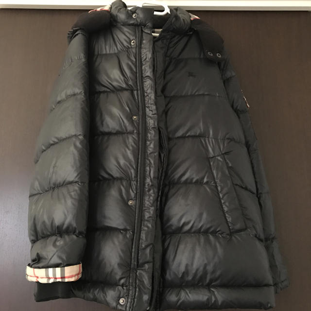 BURBERRY(バーバリー)のバーバリーロンドン ダウンジャケット 黒 150 キッズ/ベビー/マタニティのキッズ服男の子用(90cm~)(ジャケット/上着)の商品写真