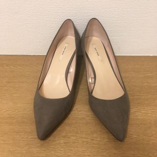 ザラ(ZARA)のZARA BASIC ザラ ベーシック(ハイヒール/パンプス)