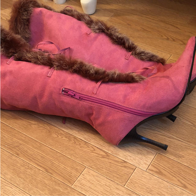 可愛いピンクの編み上げブーツ レディースの靴/シューズ(ブーツ)の商品写真