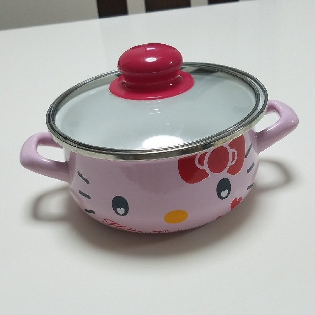 サンリオ(サンリオ)のHELLO KITTY☆鍋 インテリア/住まい/日用品のキッチン/食器(鍋/フライパン)の商品写真