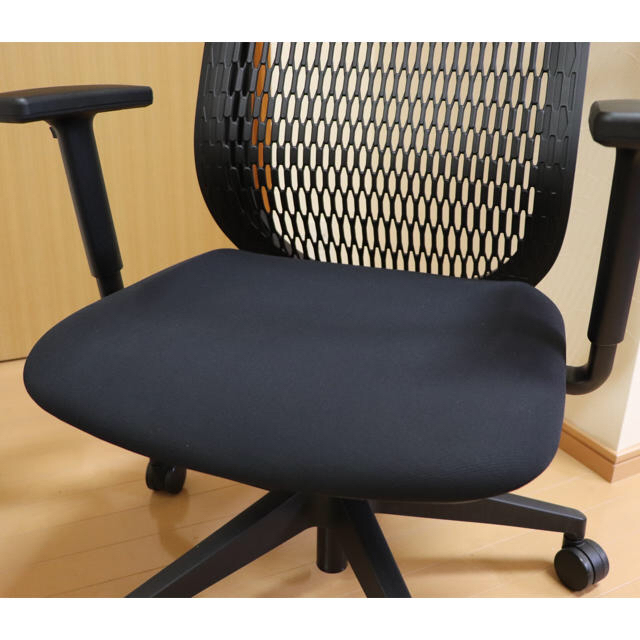 美品 オフィスチェア UCHIDA  AJ CHAIR インテリア/住まい/日用品のオフィス家具(オフィスチェア)の商品写真