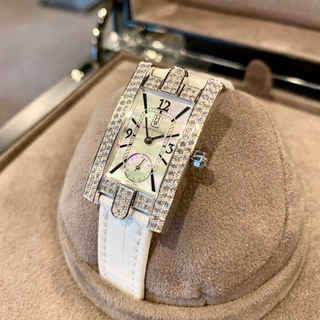 ハリーウィンストン(HARRY WINSTON)のHARRY WINSTON ハリーウィンストン レディー アヴェニュー ダイヤ(腕時計)