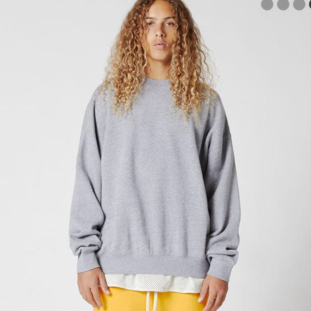 FEAR OF GOD(フィアオブゴッド)のXLサイズ Essentials Crew Neck Sweatshirt メンズのトップス(スウェット)の商品写真