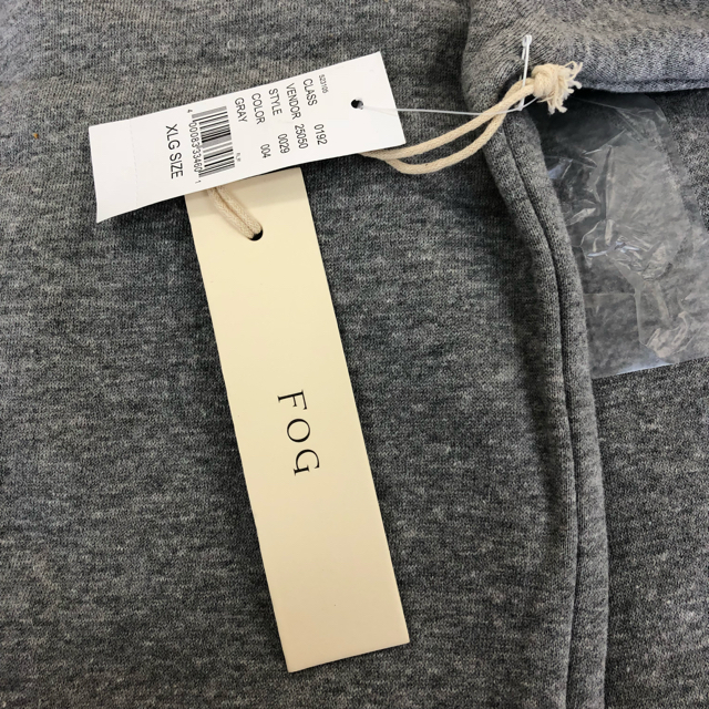 FEAR OF GOD(フィアオブゴッド)のXLサイズ Essentials Crew Neck Sweatshirt メンズのトップス(スウェット)の商品写真