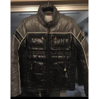 モンクレール(MONCLER)の【新品】モンクレール ダウンジャケット　ライダース(ダウンジャケット)