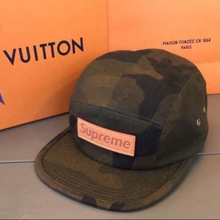 ルイヴィトン(LOUIS VUITTON)のlouis vuitton ×supremeシュプリーム 帽子 本日限定価格(キャップ)