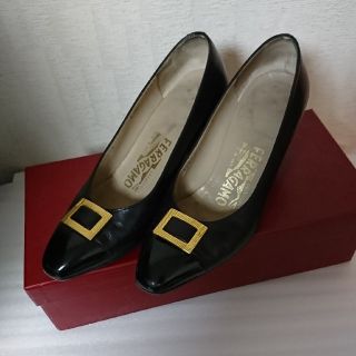 サルヴァトーレフェラガモ(Salvatore Ferragamo)のフェラガモ パンプス(ハイヒール/パンプス)