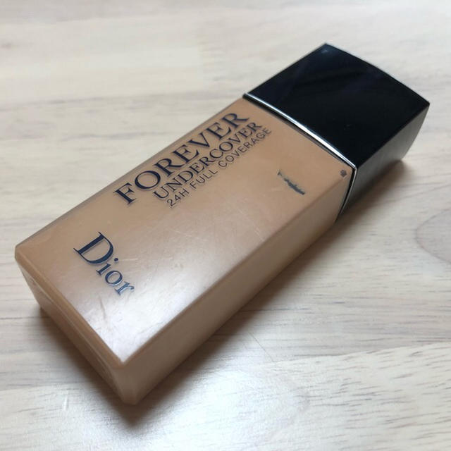 Dior(ディオール)の値下げ！ディオールスキン フォーエバー アンダーカバー コスメ/美容のベースメイク/化粧品(ファンデーション)の商品写真