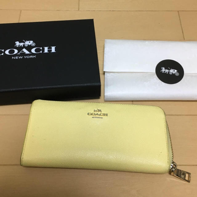 COACH - コーチ クリームイエロー長財布の通販 by ぴ's shop｜コーチ