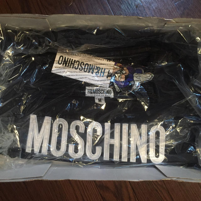 MOSCHINO(モスキーノ)のH&M MOSCHINO アップリケスウェットシャツ Mサイズ メンズのトップス(スウェット)の商品写真