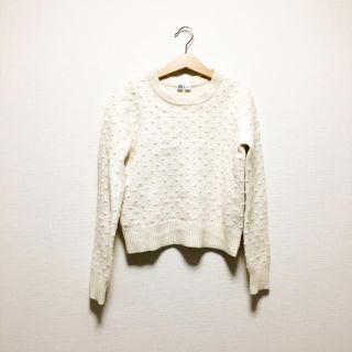 ユニクロ(UNIQLO)のUNIQLO U クルーネックドット ニット♡(ニット/セーター)