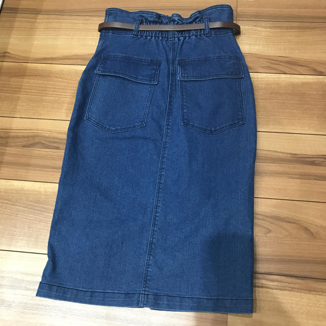 Avail(アベイル)の紺様専用 デニムタイトスカート レディースのスカート(ひざ丈スカート)の商品写真