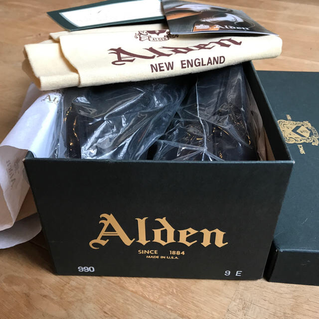 Alden(オールデン)の新品 Alden オールデン 990 プレーントゥコードバン ブラック 9E メンズの靴/シューズ(ドレス/ビジネス)の商品写真