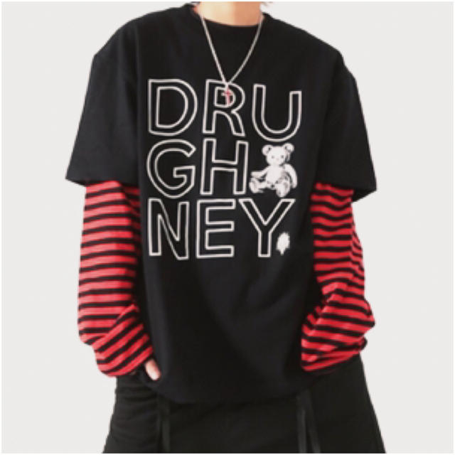 FUNKY FRUIT(ファンキーフルーツ)の[Drug Honey]ロゴ×スケルトンテディプリントTシャツ レディースのトップス(Tシャツ(半袖/袖なし))の商品写真