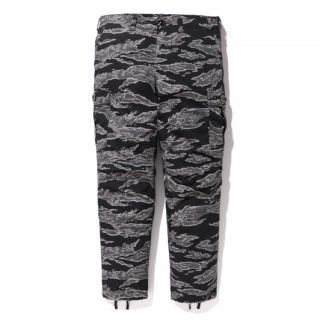 アベイシングエイプ(A BATHING APE)のUNDEFEATED BAPE 6POCKET PANTS(ワークパンツ/カーゴパンツ)