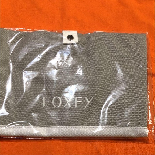 FOXEY(フォクシー)のFOXEYノベルティハンガー バック エンタメ/ホビーのコレクション(ノベルティグッズ)の商品写真