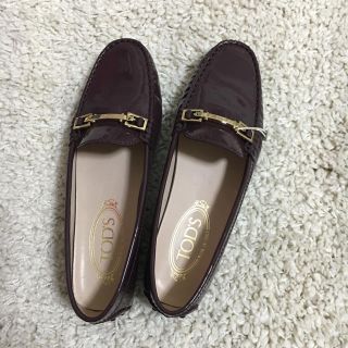 トッズ(TOD'S)の専用です！トッズ ドライビングシューズ(ローファー/革靴)