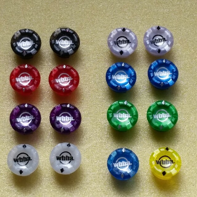 Takara Tomy - ゴッドチップ 激安16個詰め合わせ ベイブレード Takara Tomy - ゴッドチップ 激安16個詰め合わせ ベイブレード