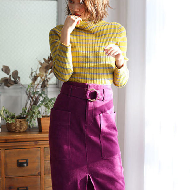 REDYAZEL(レディアゼル)のredyazel ベルト付フェイクスエードタイトスカート レディースのスカート(ロングスカート)の商品写真