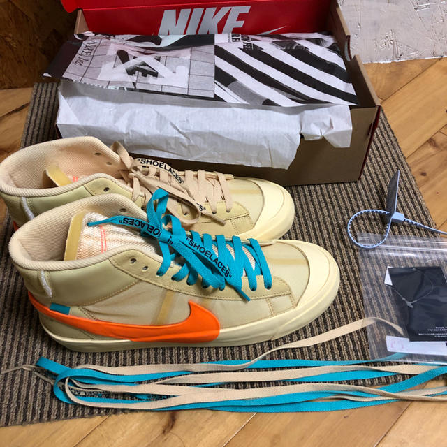 Nike off-white blazer Nike off-white blazer