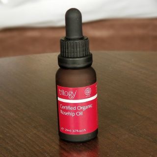 トリロジー(trilogy)の[半額!!]trilogyローズヒップオイル20ml（新品）(美容液)