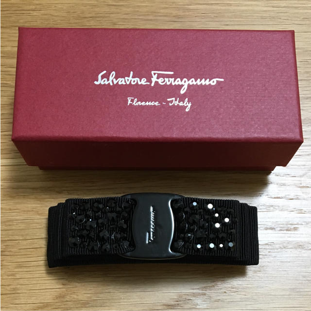 Salvatore Ferragamo(サルヴァトーレフェラガモ)のサルヴァトーレフェラガモ  バレッタ レディースのヘアアクセサリー(バレッタ/ヘアクリップ)の商品写真