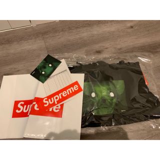 シュプリーム(Supreme)のsupreme  値下げ(パーカー)