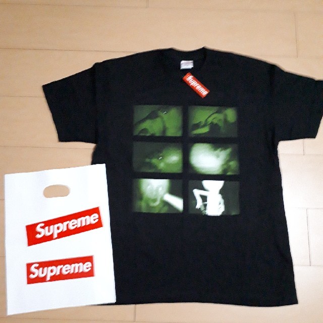 Supreme Tシャツ